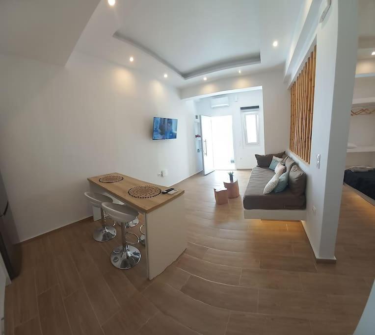 Deja Vu Ευχάριστο Σπίτι Στο Κέντρο Του Νησιού Ίου Apartment Chora  Ngoại thất bức ảnh
