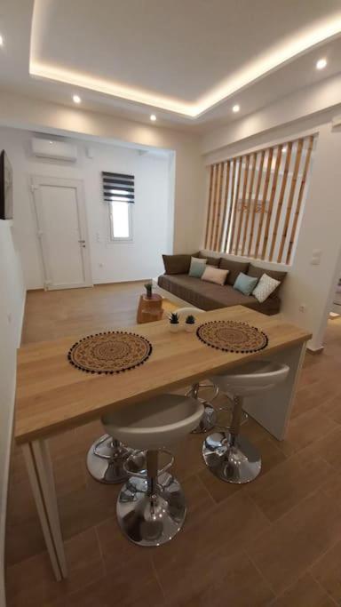 Deja Vu Ευχάριστο Σπίτι Στο Κέντρο Του Νησιού Ίου Apartment Chora  Ngoại thất bức ảnh